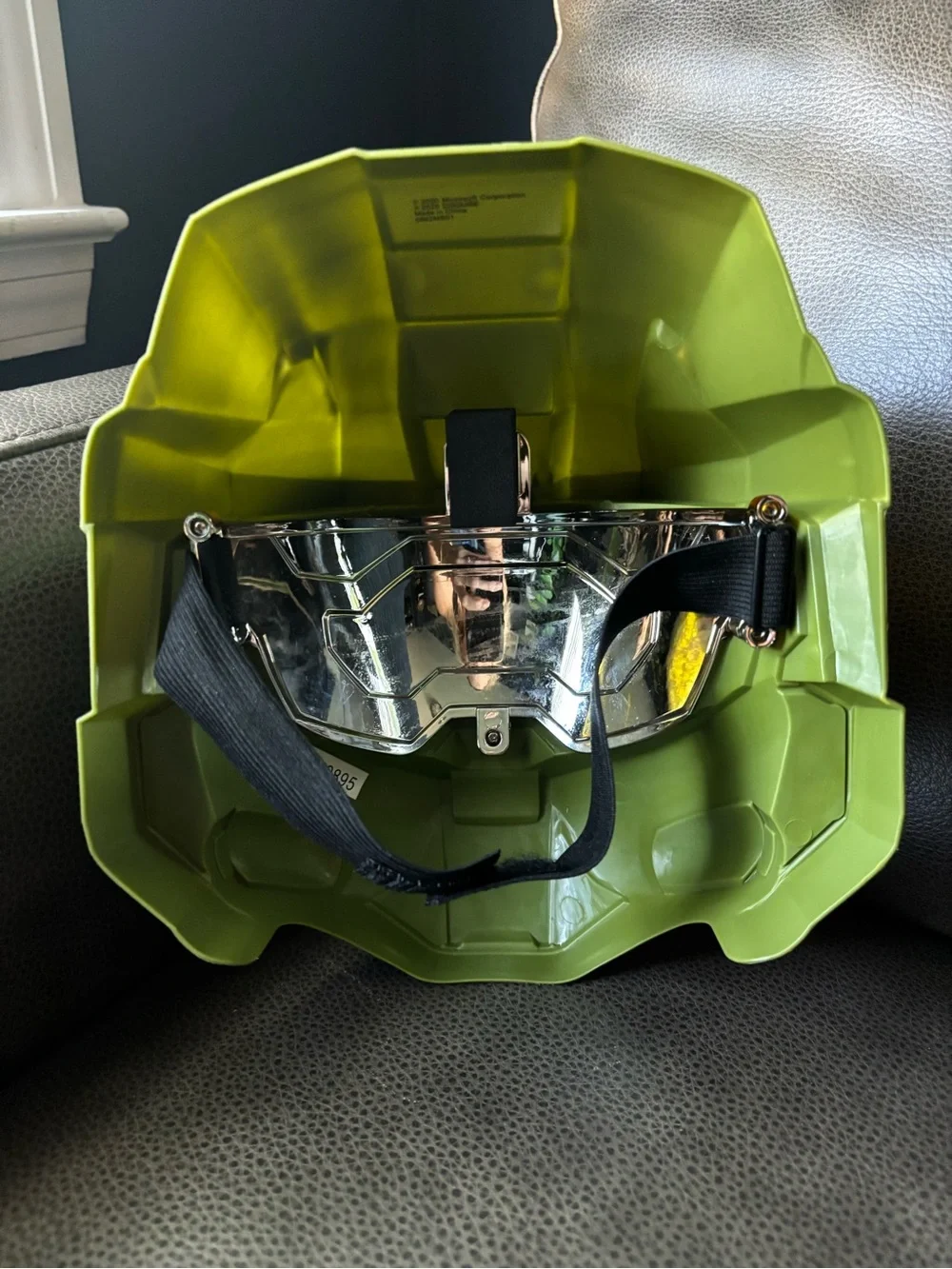 Disguise Halo Halloween Costume Helmet Mask with gold visor for Kids